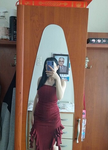 Diğer Trendyol fırfırlı yırtmaçlı elbise