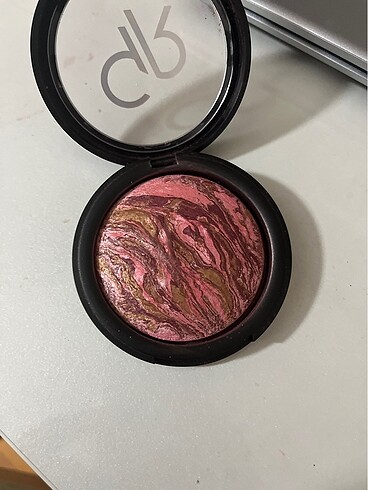 Golden Rose Golden Rose allık