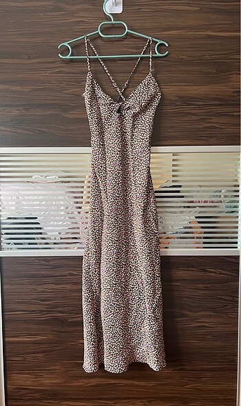 Bershka Bershka saten elbise