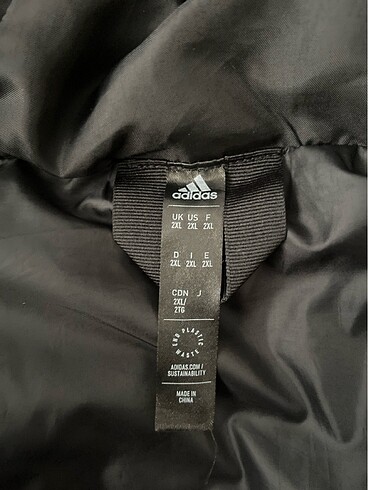 2xl Beden siyah Renk Adidas mont