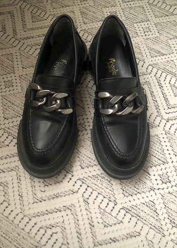 Zincir Detaylı Siyah Deri Platform Topuklu Loafer - Görsel 5