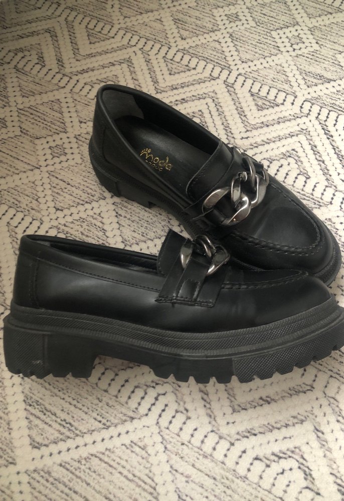 Zincir Detaylı Siyah Deri Platform Topuklu Loafer - Görsel 2