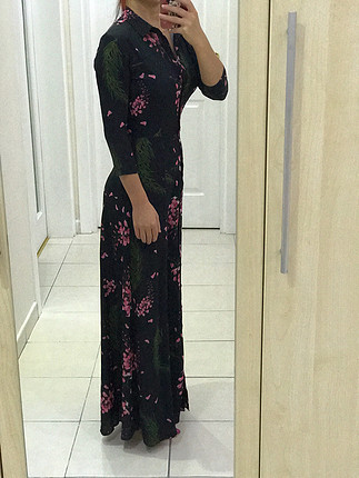 Trendyol & Milla Siyah çiçekli uzun elbise