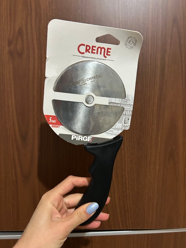 Pirge Siyah Pizza Kesici - Görsel 2