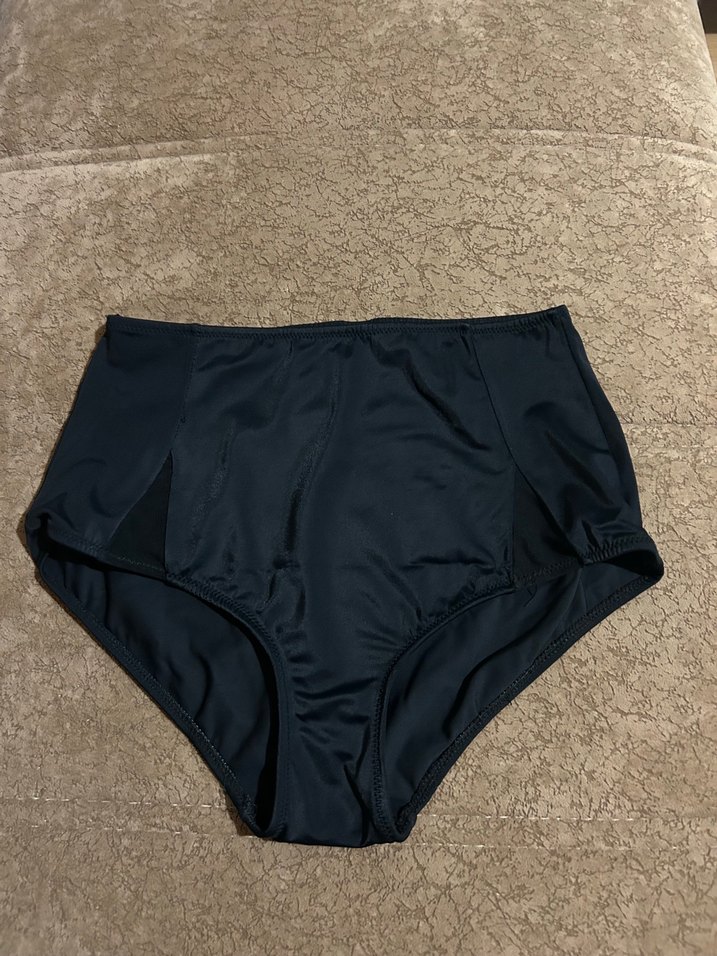 Siyah Yüksek Bel Kadın Bikini Altı - Görsel 2