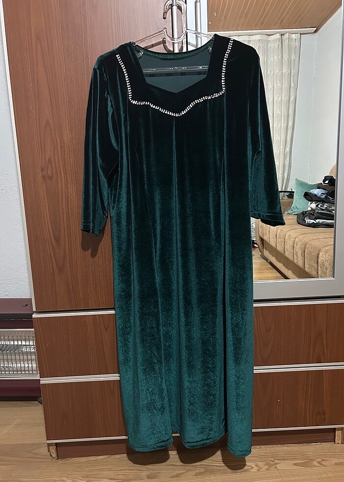 KADİFE ELBİSE - Görsel 2