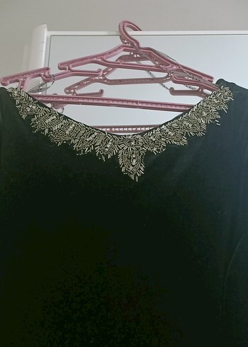 Siyah V Yaka Kısa Kollu Uzun kadife Abiye Elbise - Görsel 2