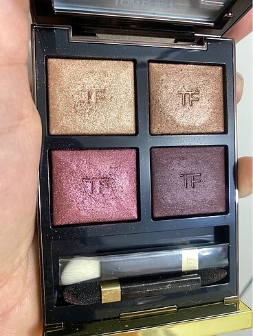  Beden Renk TOM FORD EYE Color Quad Honeymoon 6 g