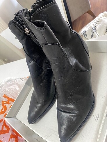 Zara bot