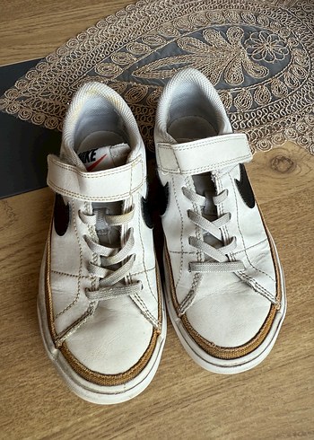 Nike Erkek Çocuk Beyaz Sneakers