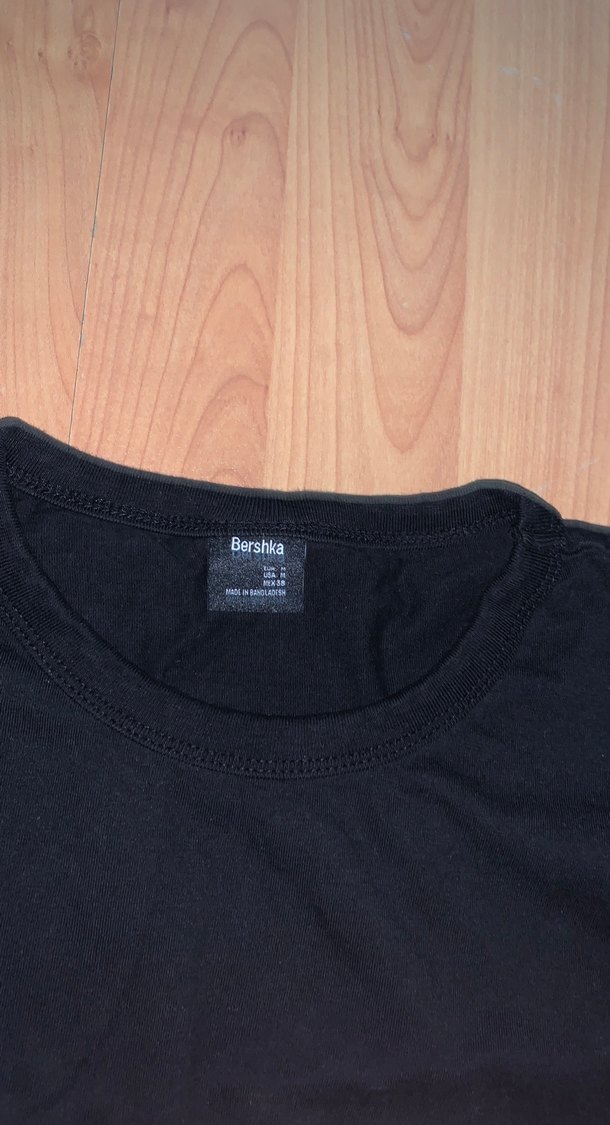 Erkek Bershka  Siyah Kolsuz Basic T-shirt - Görsel 2