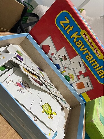 Zıt kavramlar puzzle eşleştirme