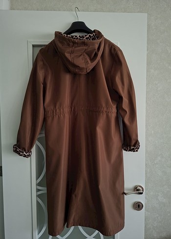 Leopar Desenli Kemerli Kadın Uzun Yağmurluk trenç - Görsel 3