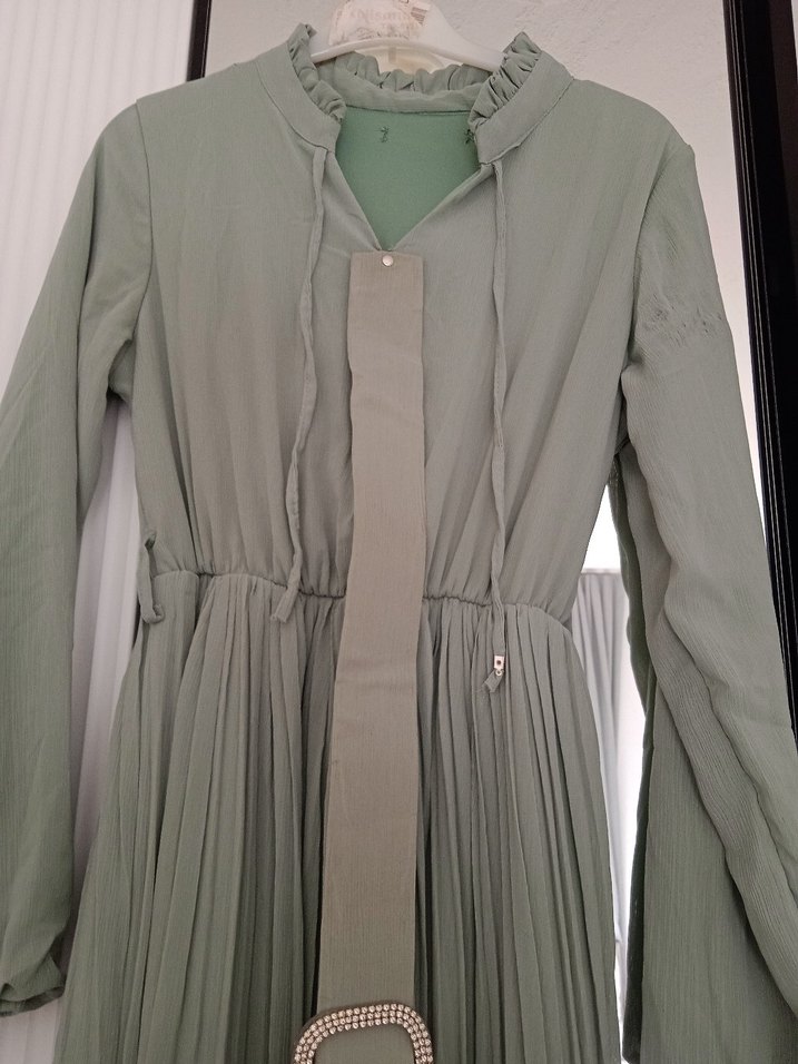 Uzun Kollu, Belden Kemerli Kadın Elbise - Görsel 4