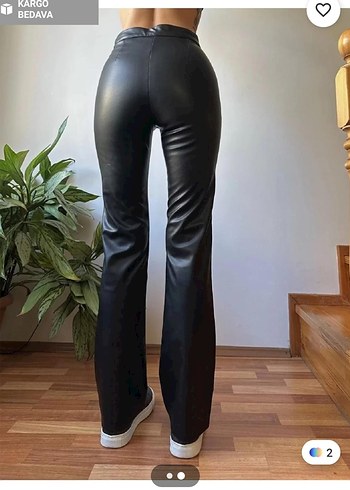 Düğme Detaylı Siyah Deri İspanyol Paça Kadın Pantolon - Görsel 2