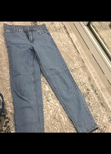 Mom Jean 