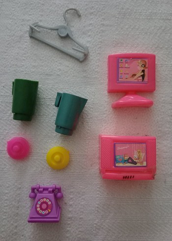 Renkli Plastik Mini Oyuncak Seti - Görsel 3