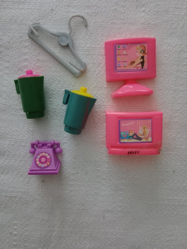 Renkli Plastik Mini Oyuncak Seti - Görsel 2