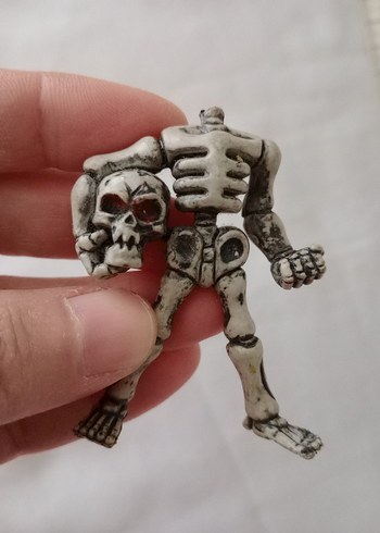 Kafatası Detaylı Gri Aksiyon Figürü - Görsel 4