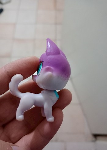 Mor Pastel Renkli Sevimli Aksiyon Figürü - Görsel 4