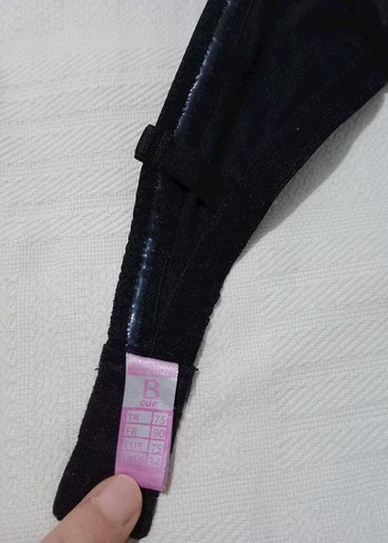 Siyah Goth Minimalist Sütyen - Görsel 5