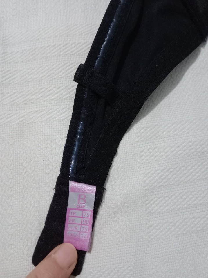 Siyah Goth Minimalist Sütyen - Görsel 5