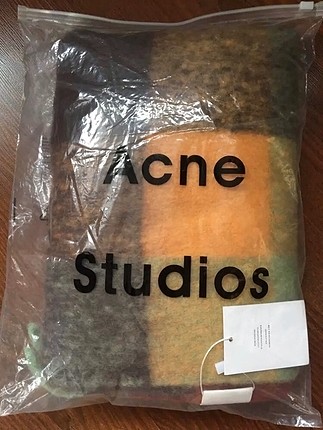 Acne Studios