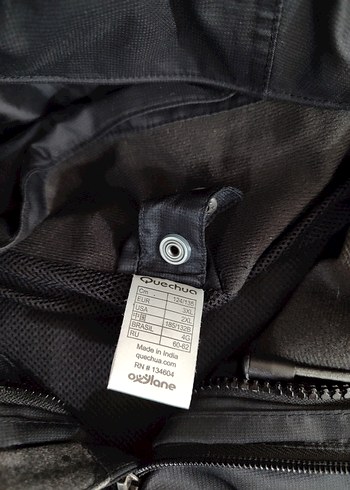 3xl Beden siyah Renk decathlon Quechua siyah yağmurluk mont