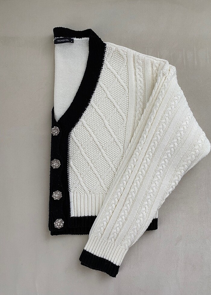 Crop hırka - Görsel 3