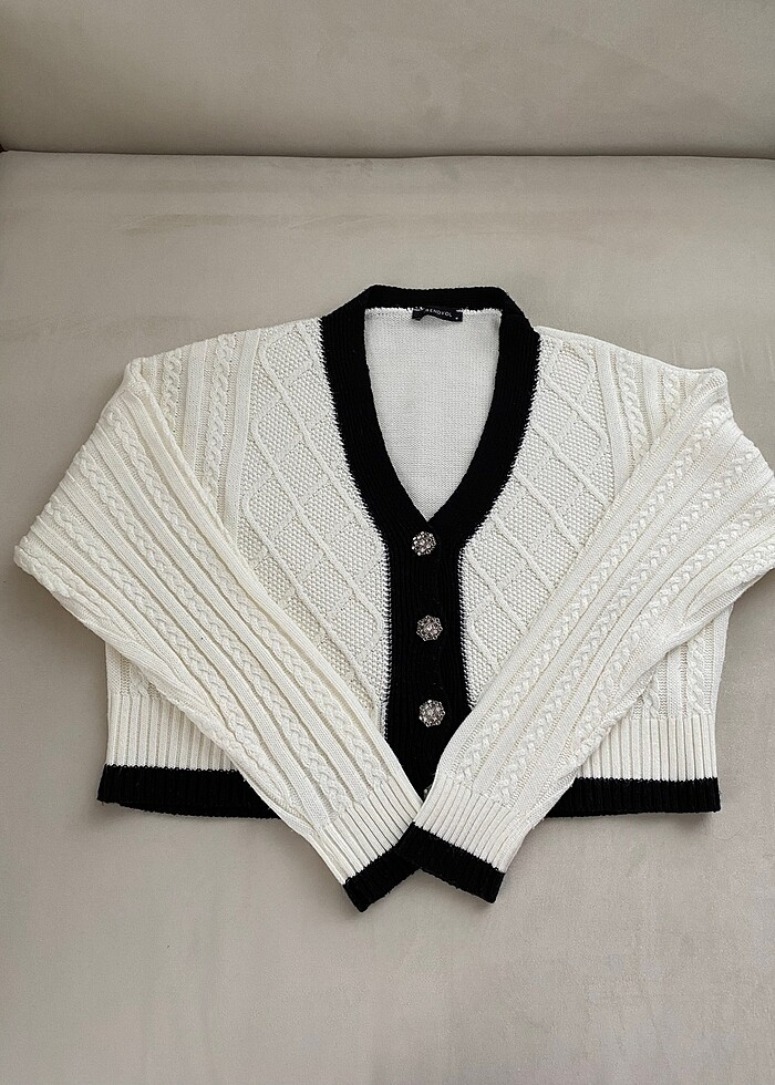 Crop hırka - Görsel 2