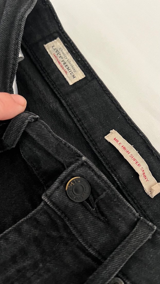 Düğmeli Siyah Kadın  levis Pantolon - Görsel 4