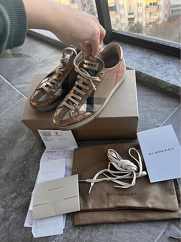 Orjinal Burberry 37 numara sneakers