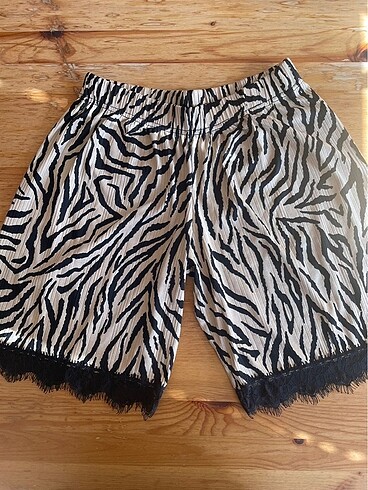 s Beden siyah Renk ZEBRA PİJAMA TAKIMI