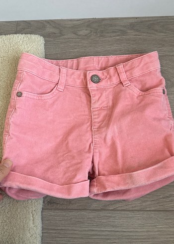 Düğmeli Pembe Süet Kız Şortu
