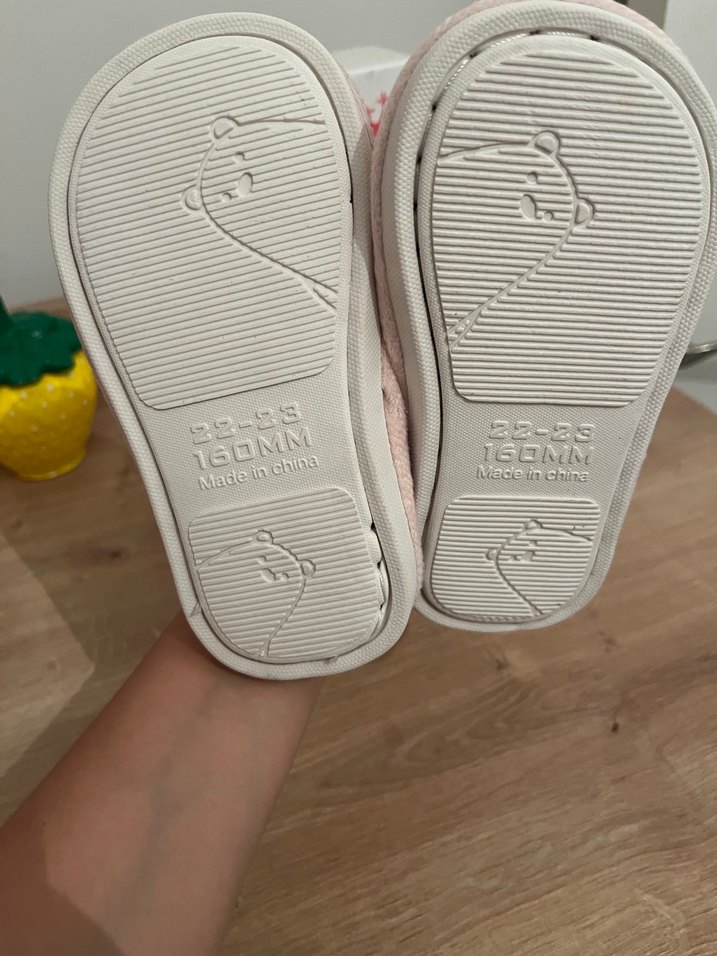 Kız Çocuk Pembe Nakışlı Sıcak Terlik - Görsel 4