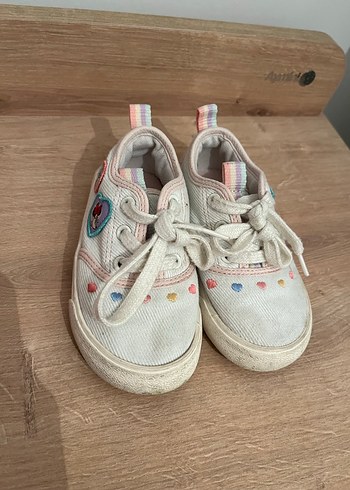 Nakışlı Beyaz Kız Çocuk Spor Ayakkabı - Görsel 2