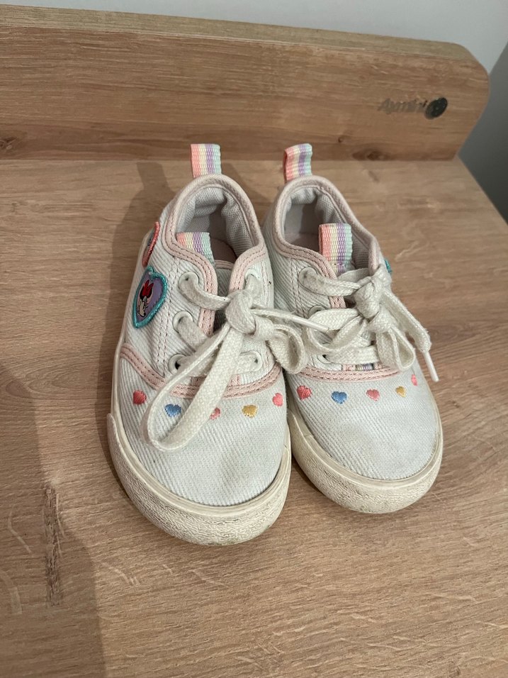 Nakışlı Beyaz Kız Çocuk Spor Ayakkabı - Görsel 2