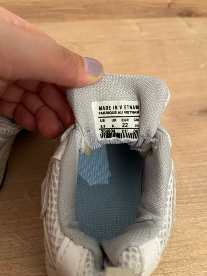 Kız Çocuk Beyaz Gri Bağcıklı Spor Ayakkabı - Görsel 5