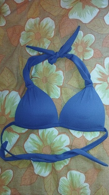 Bikini üstü