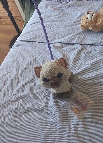  Furreal freinds
