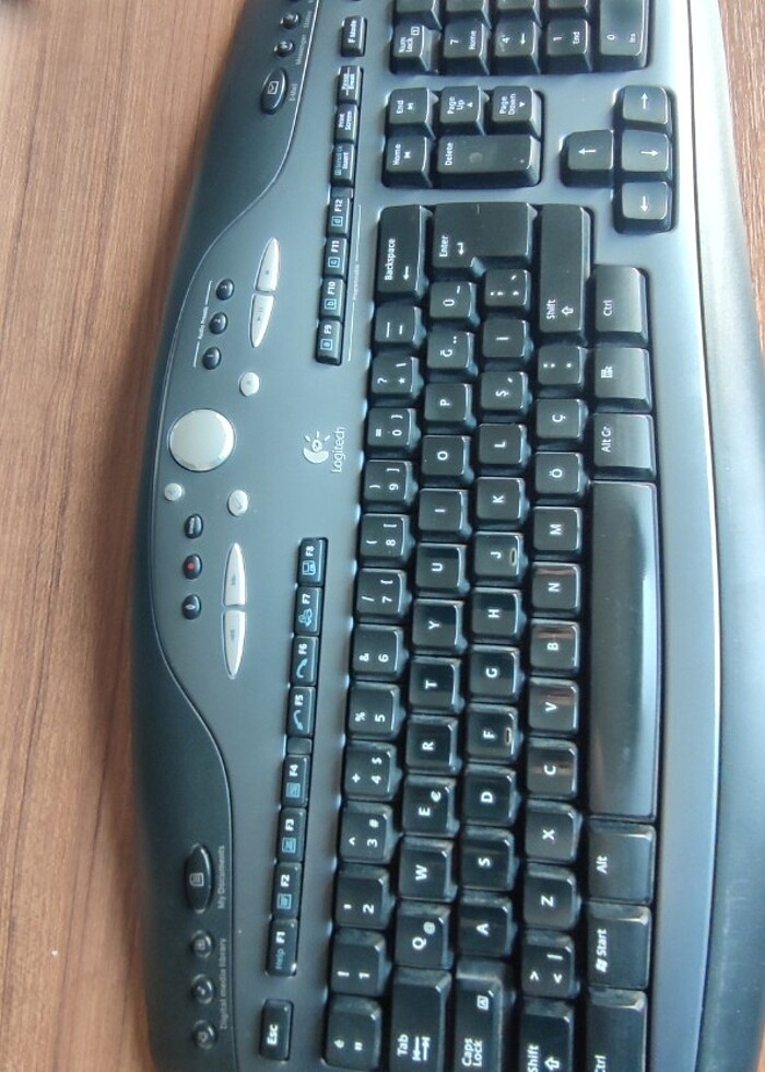 Logitech klavye mx3000 ve mouse - Görsel 3