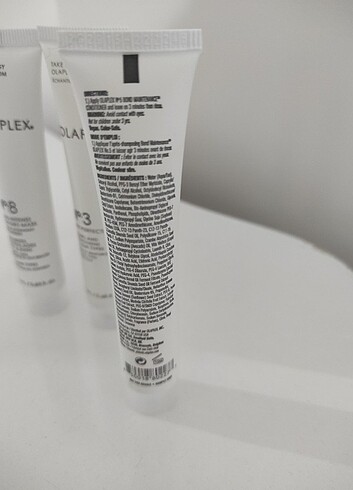 Urban Outfitters OLAPLEX saç bakımı kremi