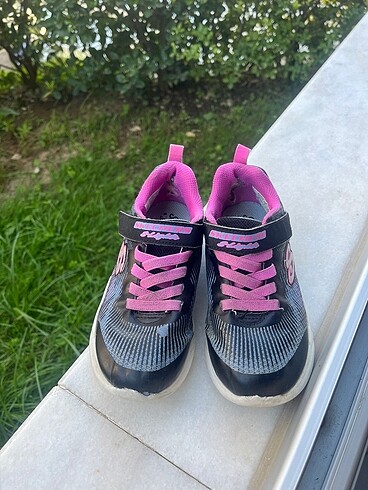 Skechers kız çocuk ayakkabı