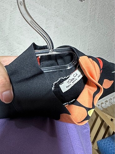 l Beden siyah Renk Çiçekli siyah şık elbise