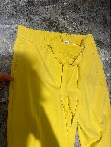 Mango Mango sarı pantolon