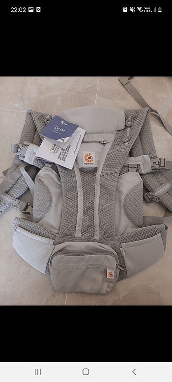 Ergobaby breeze