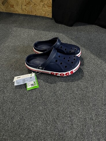 Crocs lacivert ( Yeni sezon 2024 )