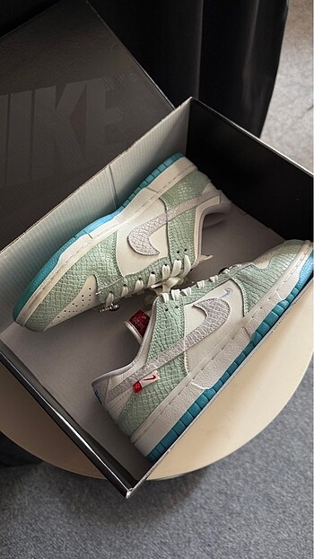 Nike Nike dunk low dragon