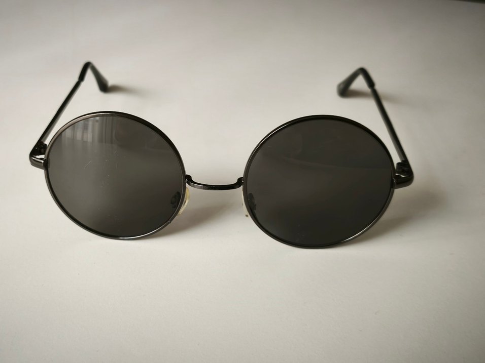 Klasik Siyah Yuvarlak Gözlük - Görsel 4