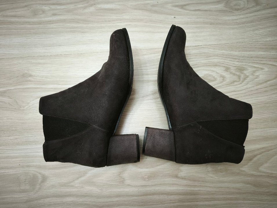 Siyah Süet Stiletto Topuklu Kadın Bot - Görsel 4